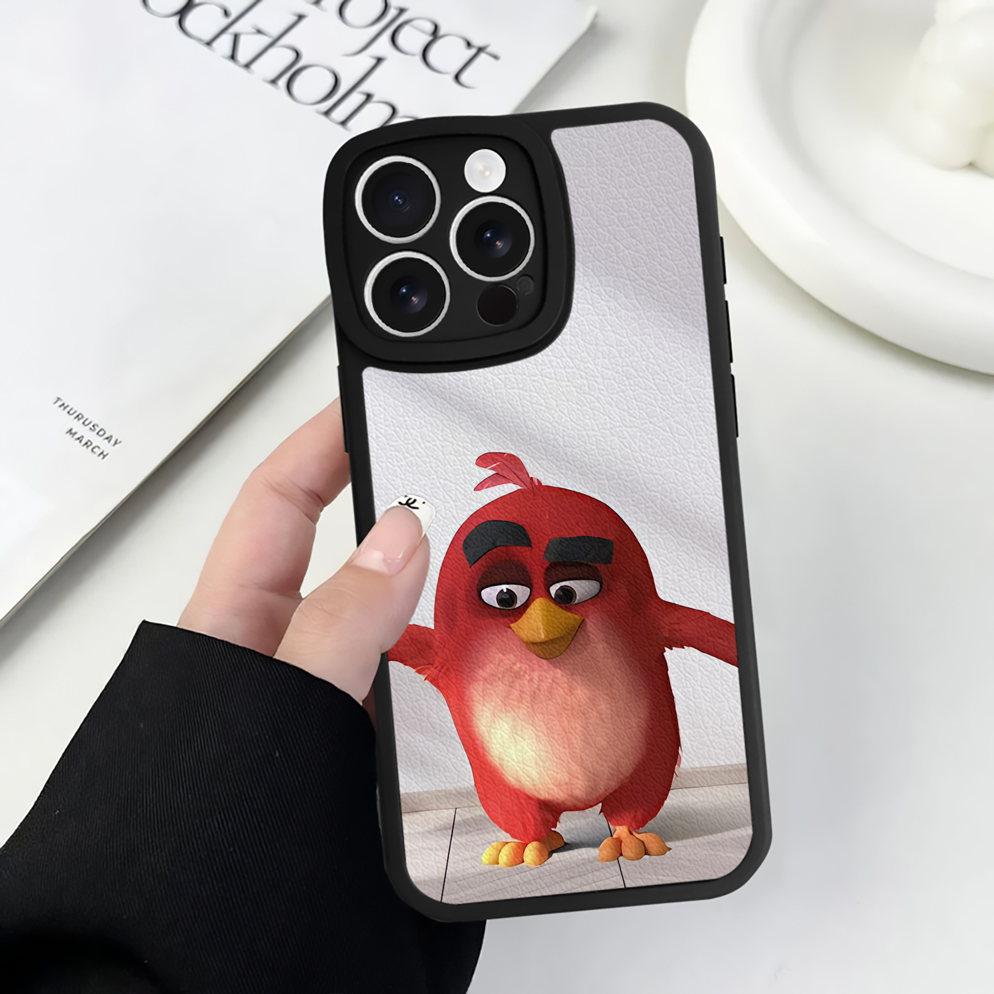 （画像用） Angry Birds アングリーバード 【iPhone 16シリーズ対応】シリコンスマホケース（レザー調） 材質：シリコン